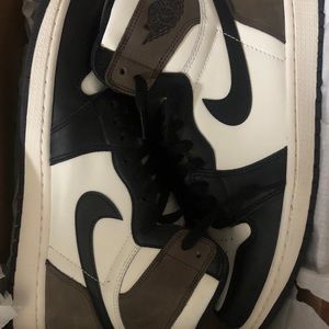 Jordan Retro 1 Mocha
